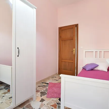 Apartman Awesome In Piano Di With Wifi